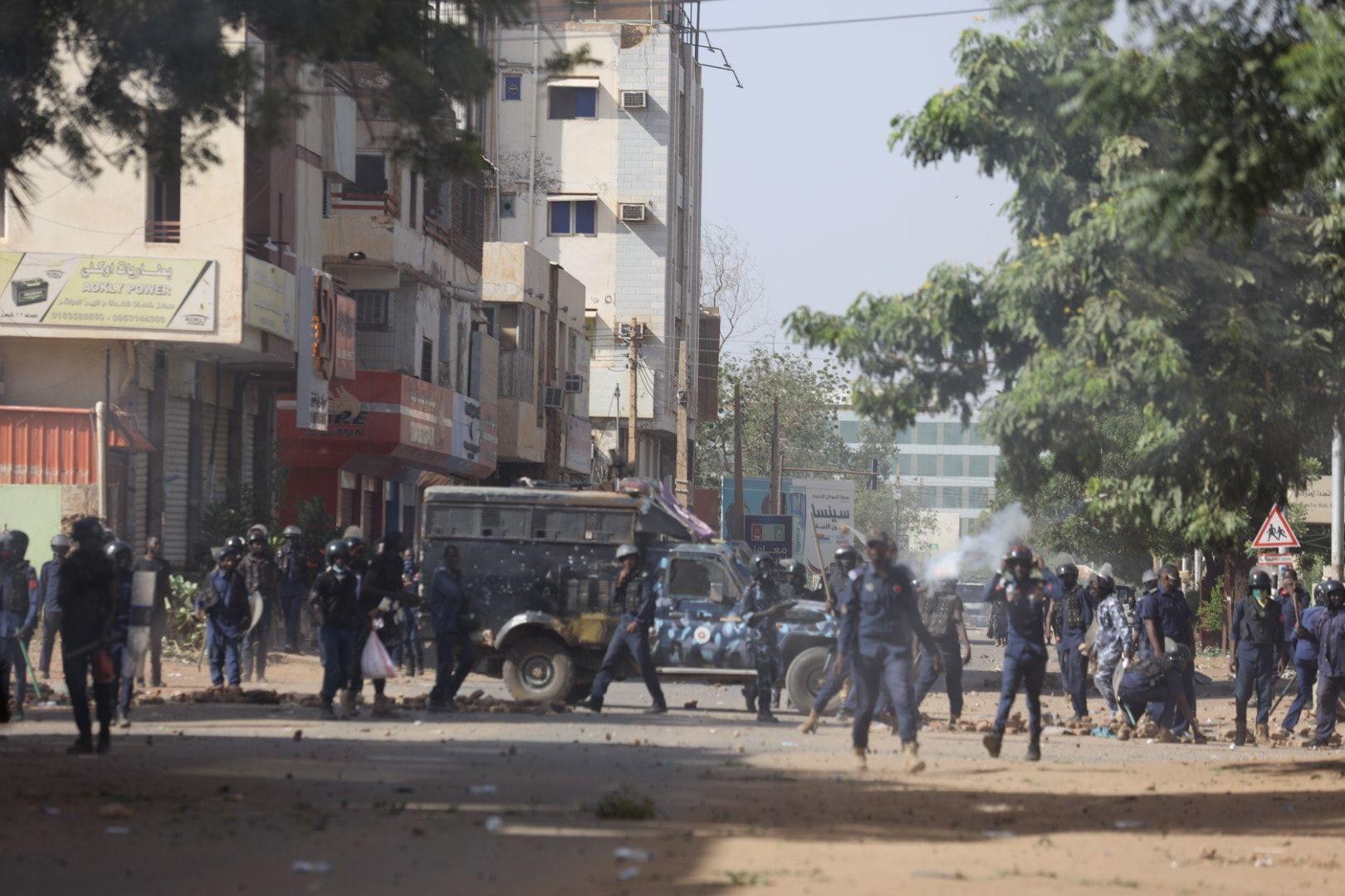 Répression lors de la manifestation du 25 octobre 2022, auteur : Faiz Abubkr