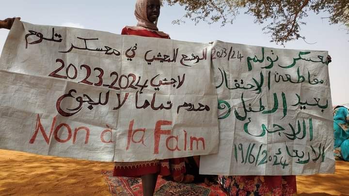 Les habitant-e-s du camp de réfugié-e-s de Shala protestent à l'occasion de la journée mondiale des réfugié-e-s contre les conditions de vie inhumaines dans lesquelles ils vivent. Source : Toma Fadol, réseaux sociaux